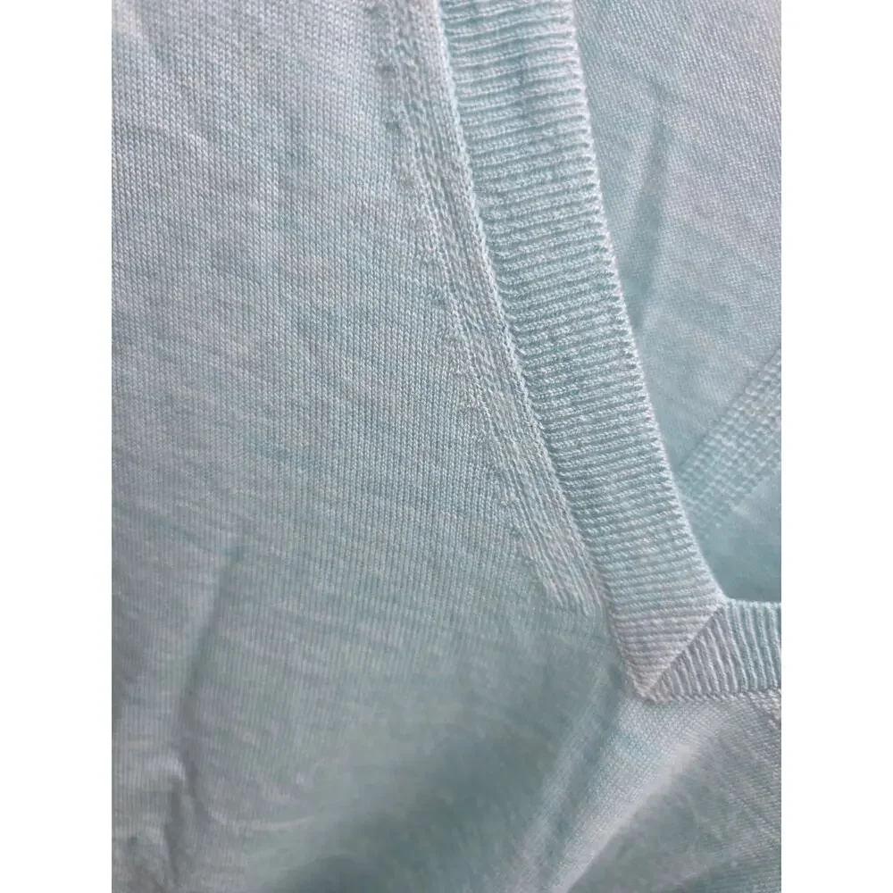Soft Banana Republic Light Blue 100% Merino Wool V-Neck Sweater Size XL
